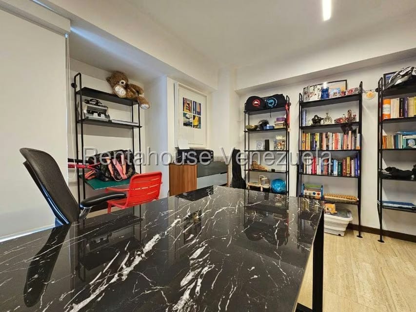 Apartamento (Duplex) en Venta en Las Mercedes, Distrito Metropolitano - 14