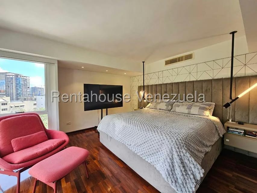 Apartamento (Duplex) en Venta en Las Mercedes, Distrito Metropolitano - 27