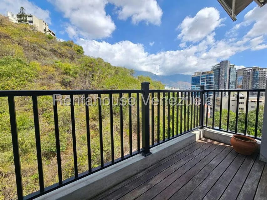 Apartamento (Duplex) en Venta en Las Mercedes, Distrito Metropolitano - 31