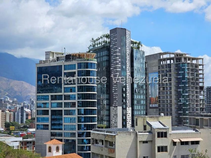 Apartamento (Duplex) en Venta en Las Mercedes, Distrito Metropolitano - 33