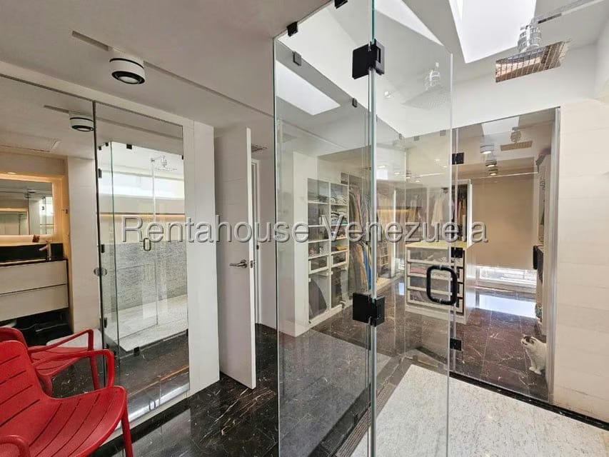 Apartamento (Duplex) en Venta en Las Mercedes, Distrito Metropolitano - 40