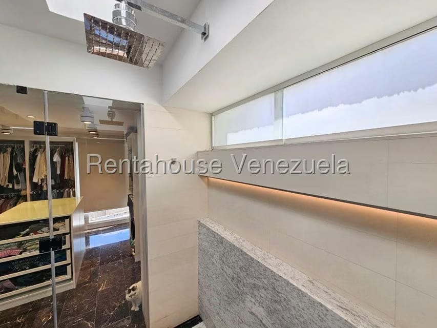 Apartamento (Duplex) en Venta en Las Mercedes, Distrito Metropolitano - 41