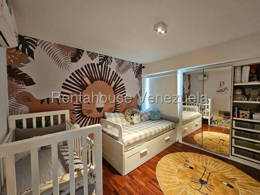 Apartamento (Duplex) en Venta en Las Mercedes, Distrito Metropolitano - 42