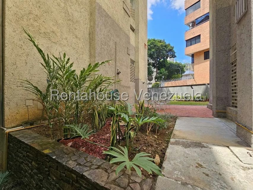 Apartamento (Duplex) en Venta en Las Mercedes, Distrito Metropolitano - 46