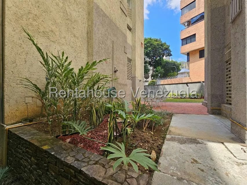 Apartamento (Duplex) en Venta en Las Mercedes, Distrito Metropolitano - 46