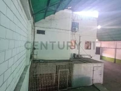 Venta Edificio Comercial el Piñal - 7