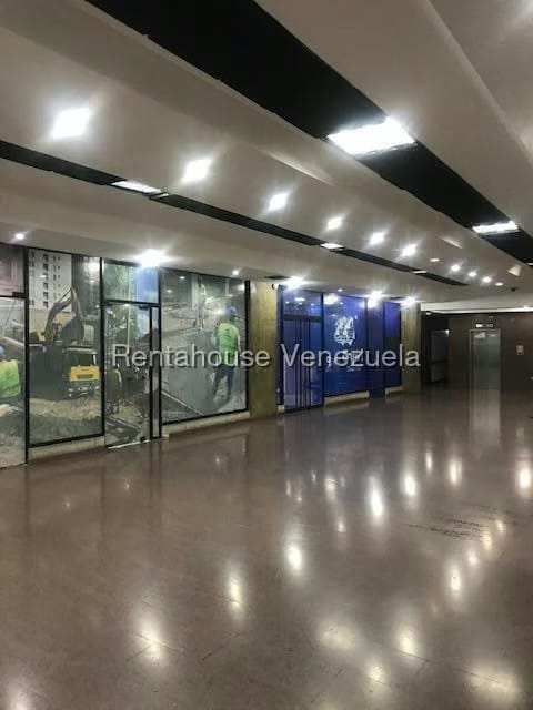 Comercial (Oficina) en Venta en Los Cortijos de Lourdes, Distrito Metropolitano - 3