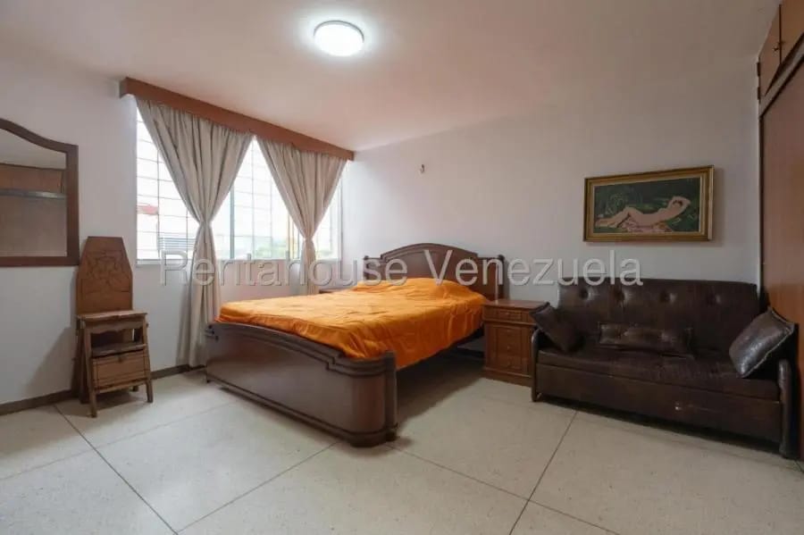 Casa en Venta en El Marques Caracas - 15