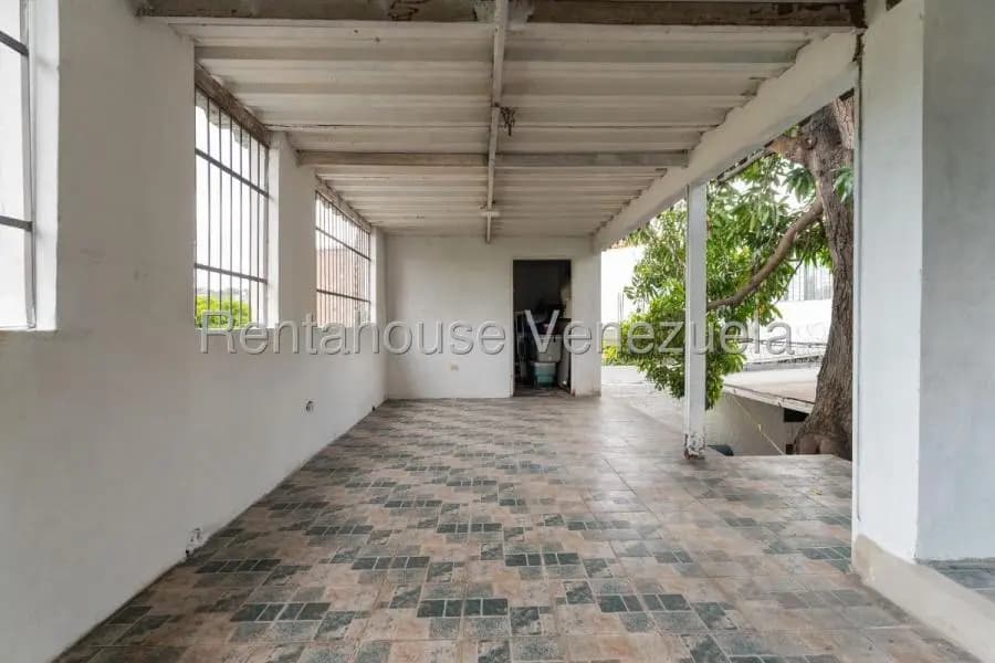 Casa en Venta en El Marques Caracas - 24