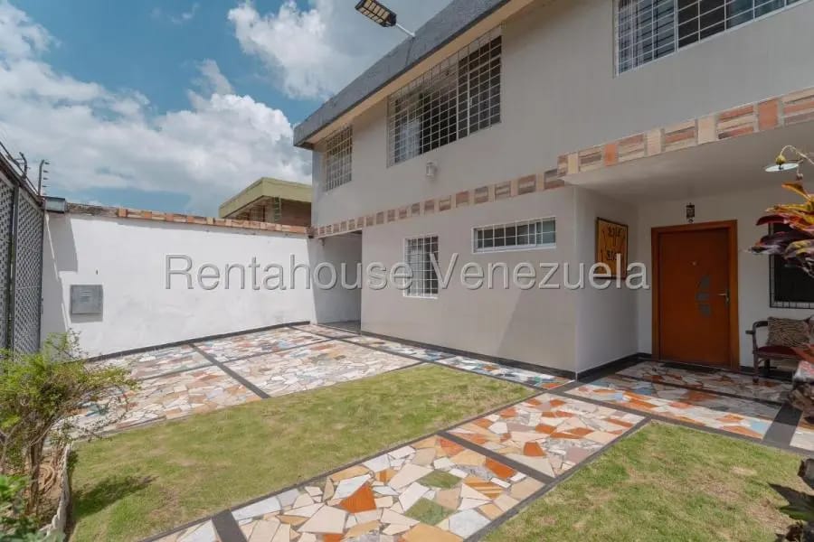 Casa en Venta en El Marques Caracas - 5