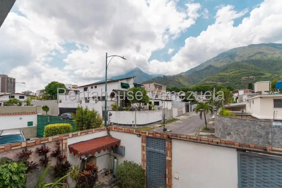 Casa en Venta en El Marques Caracas - 6