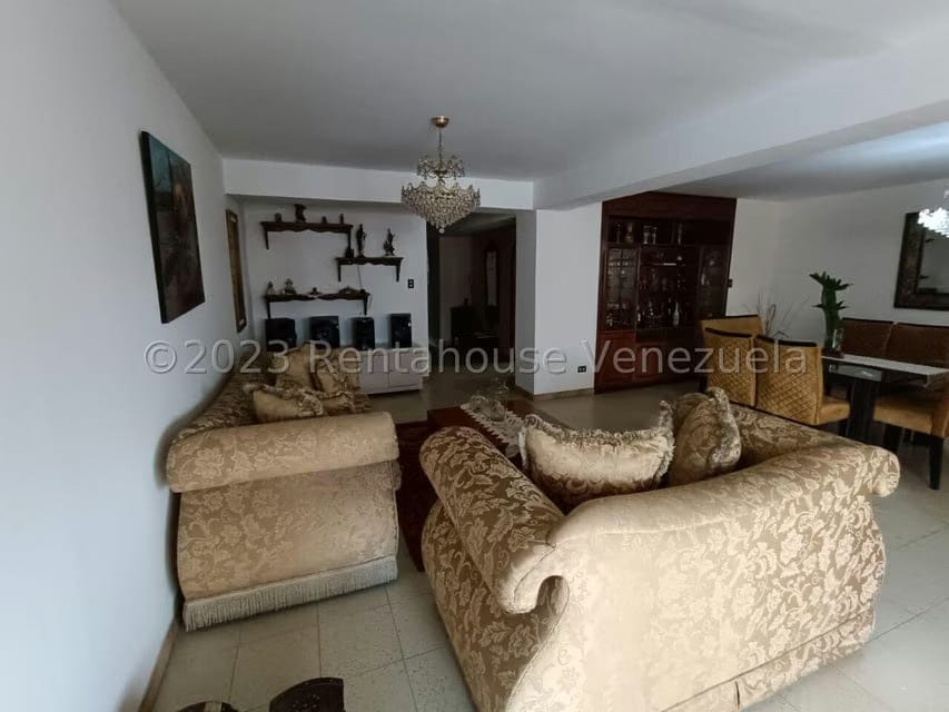 Apartamento (1 Nivel) en Venta en Valle Abajo, Distrito Metropolitano - 11