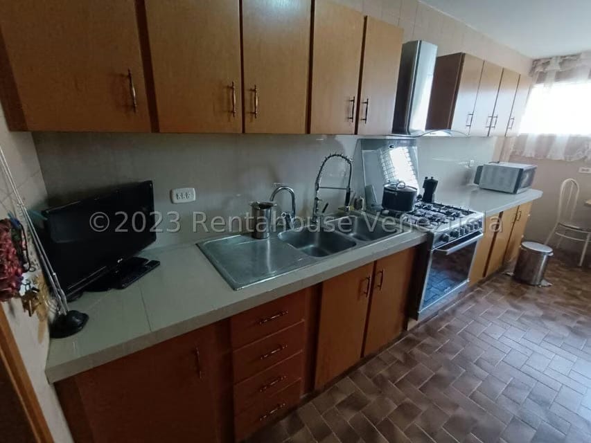 Apartamento (1 Nivel) en Venta en Valle Abajo, Distrito Metropolitano - 16