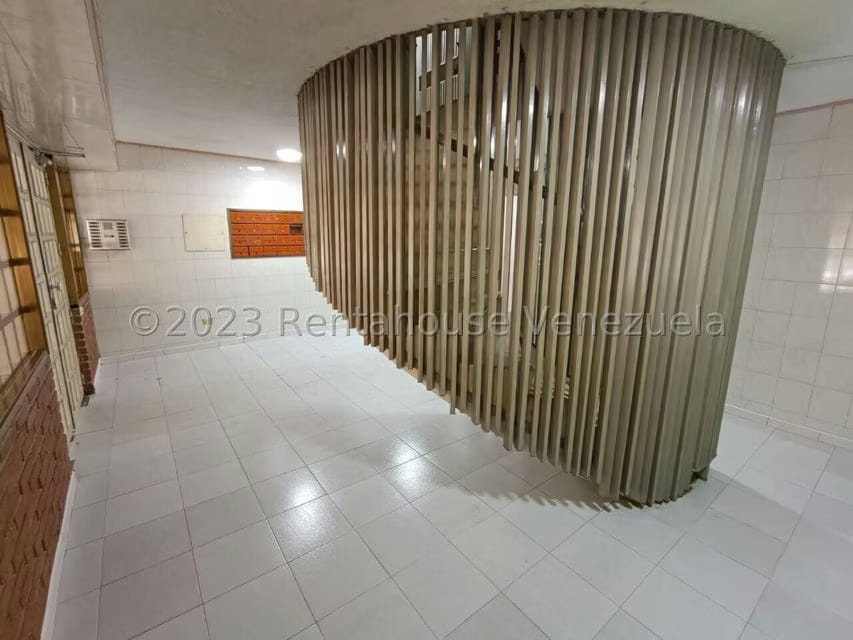 Apartamento (1 Nivel) en Venta en Valle Abajo, Distrito Metropolitano - 3