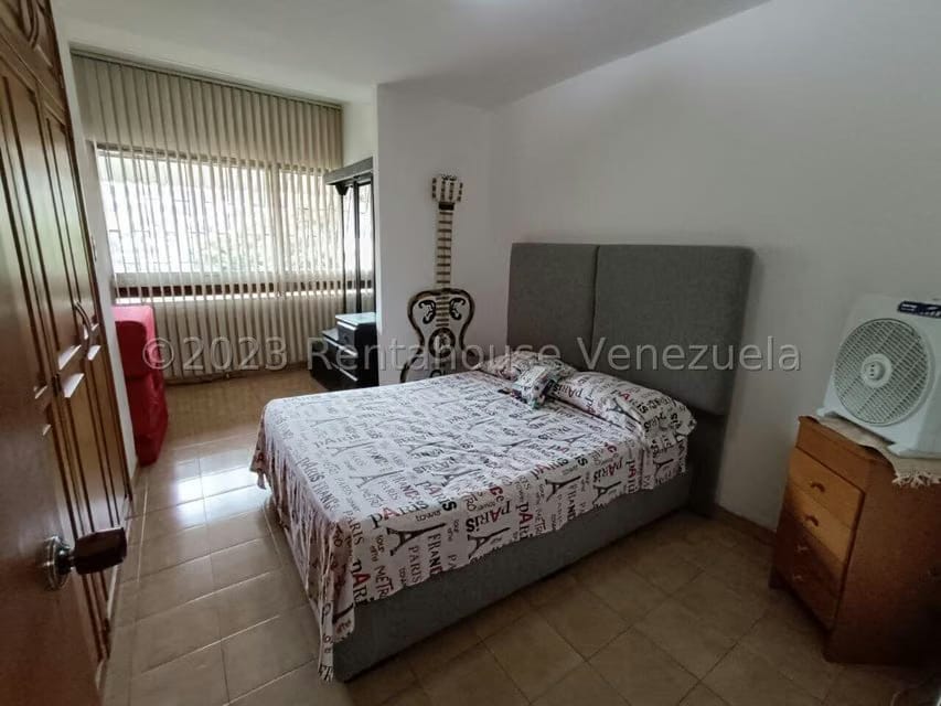Apartamento (1 Nivel) en Venta en Valle Abajo, Distrito Metropolitano - 36