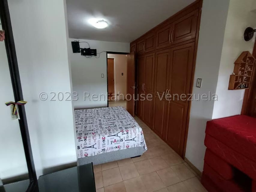 Apartamento (1 Nivel) en Venta en Valle Abajo, Distrito Metropolitano - 38