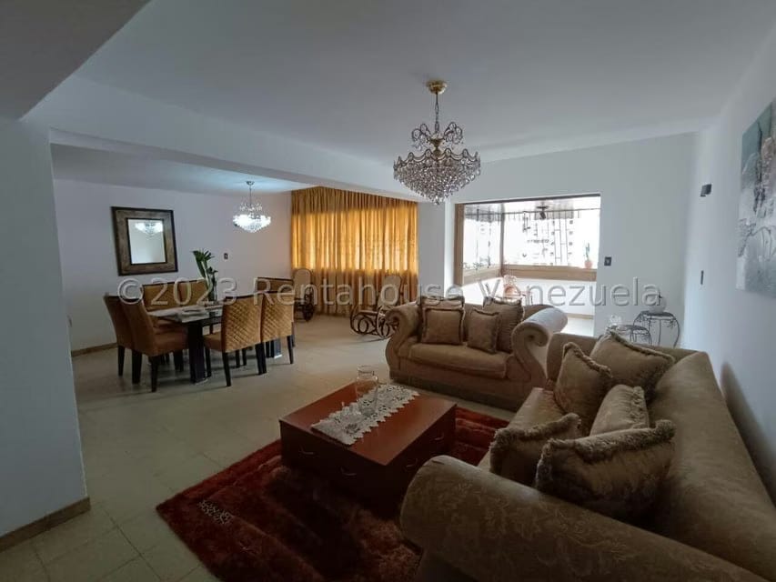 Apartamento (1 Nivel) en Venta en Valle Abajo, Distrito Metropolitano - 5