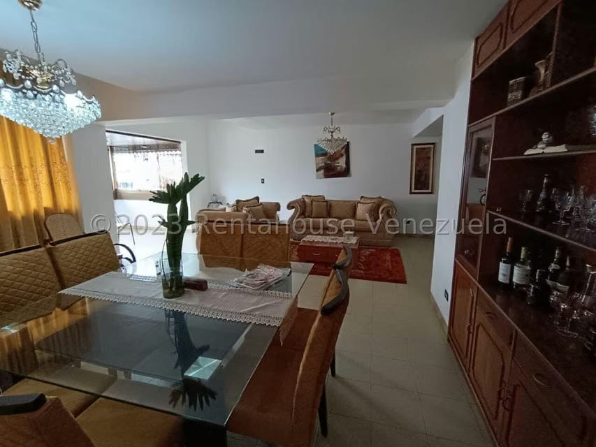 Apartamento (1 Nivel) en Venta en Valle Abajo, Distrito Metropolitano - 6