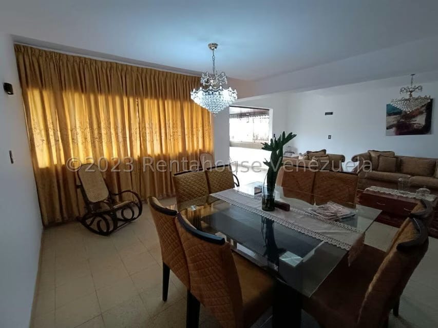 Apartamento (1 Nivel) en Venta en Valle Abajo, Distrito Metropolitano - 7