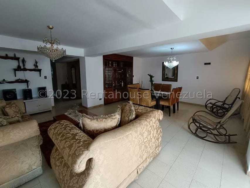 Apartamento (1 Nivel) en Venta en Valle Abajo, Distrito Metropolitano - 10