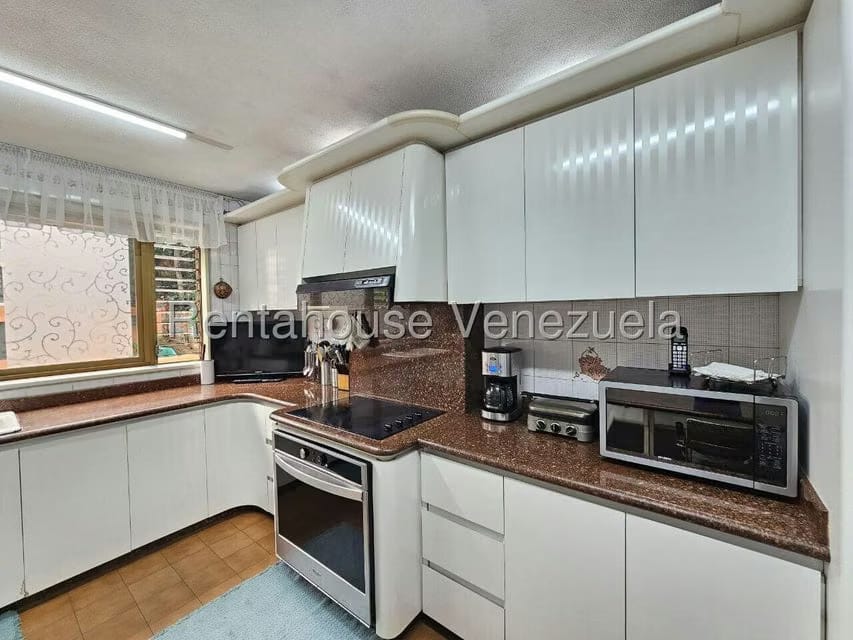 Apartamento (Planta Baja) en Venta en Miranda, Distrito Metropolitano - 28