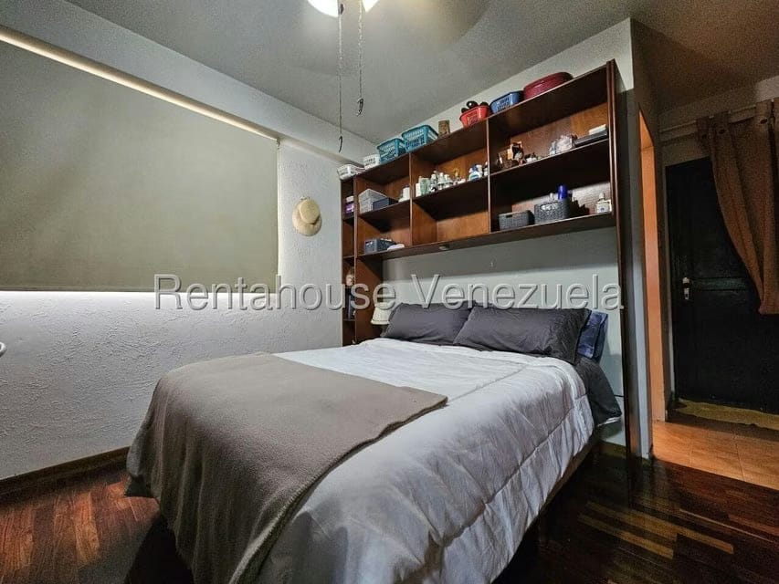 Apartamento (Planta Baja) en Venta en Miranda, Distrito Metropolitano - 38