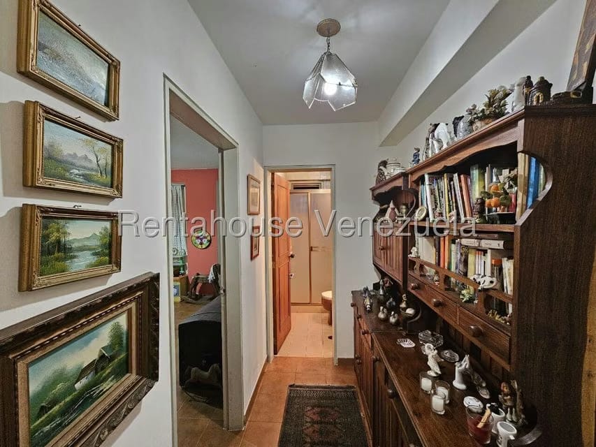 Apartamento (Planta Baja) en Venta en Miranda, Distrito Metropolitano - 5