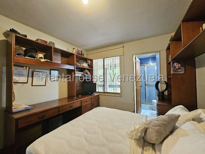 Apartamento (Planta Baja) en Venta en Miranda, Distrito Metropolitano - 42