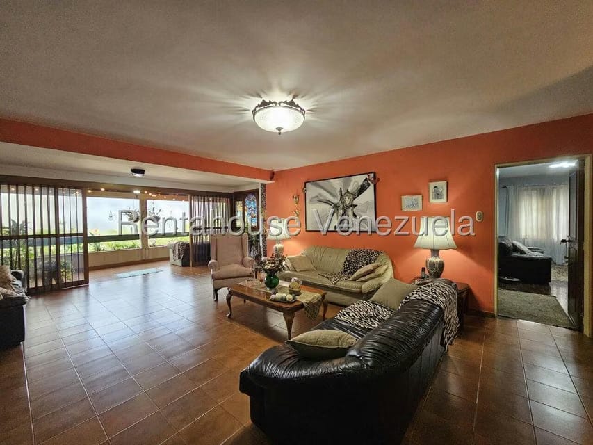 Apartamento (Planta Baja) en Venta en Miranda, Distrito Metropolitano - 6