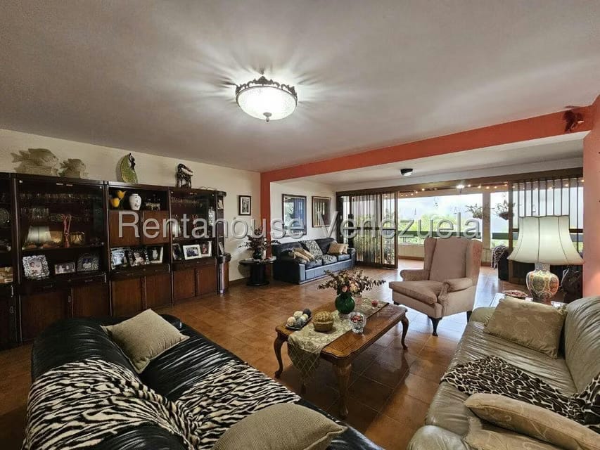 Apartamento (Planta Baja) en Venta en Miranda, Distrito Metropolitano - 8