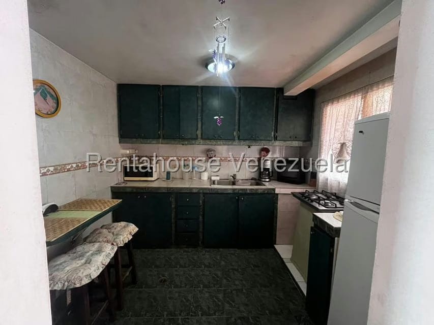 Casa (Multipes Niveles) en Venta en Valle Alto, Miranda - 3