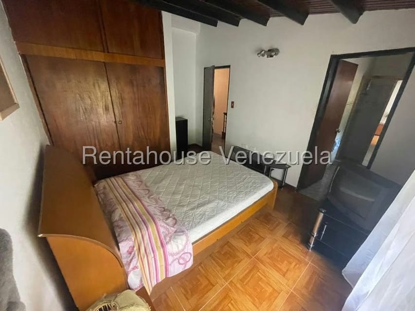 Casa (Multipes Niveles) en Venta en Valle Alto, Miranda - 4