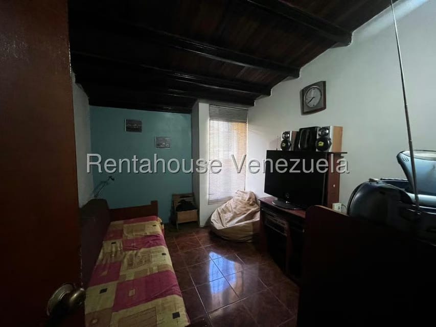 Casa (Multipes Niveles) en Venta en Valle Alto, Miranda - 5