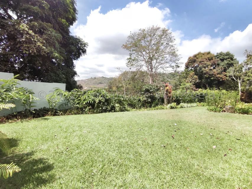 Casa (Colonial) en Venta en Tusmare, Distrito Metropolitano - 2