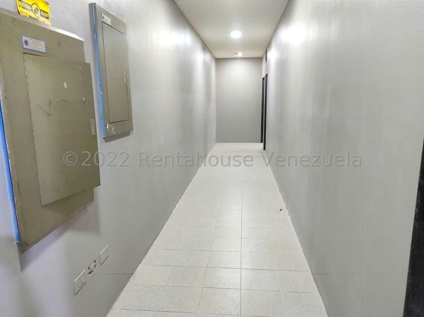 Comercial (Local Comercial) en Alquiler en El Paraiso, Distrito Metropolitano - 4