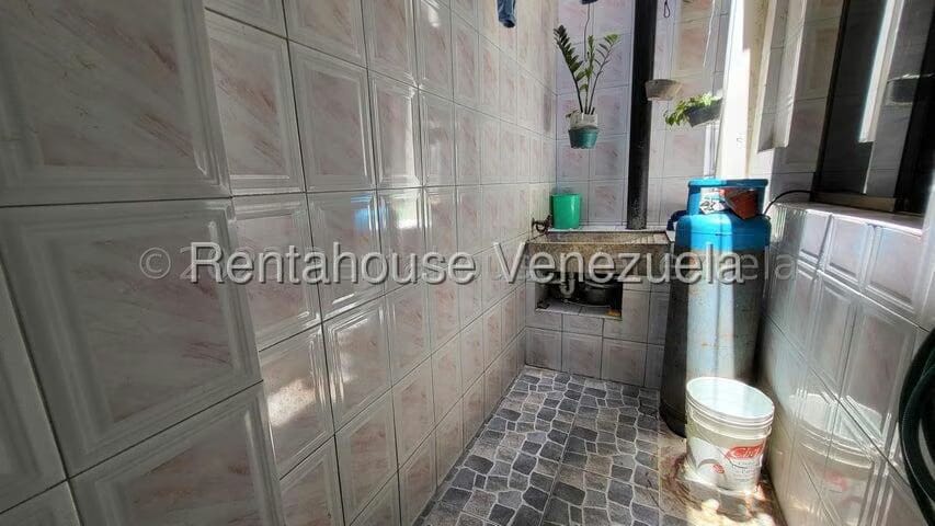 Comercial (Edificio) en Venta en Sabana Grande, Distrito Metropolitano - 16