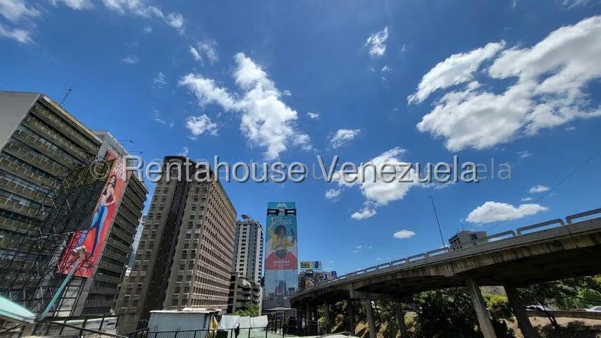 Comercial (Edificio) en Venta en Sabana Grande, Distrito Metropolitano - 4