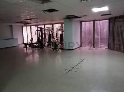 Local comercial a pie de calle, con terraza, Los Caobos (ER) - 9