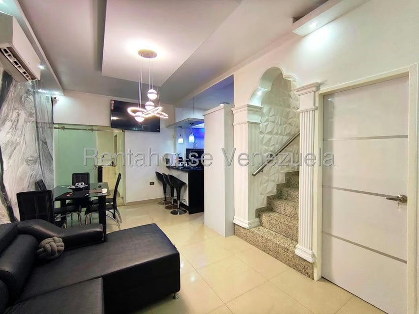 Casa (Duplex) en Venta en Casa Linda, Lara