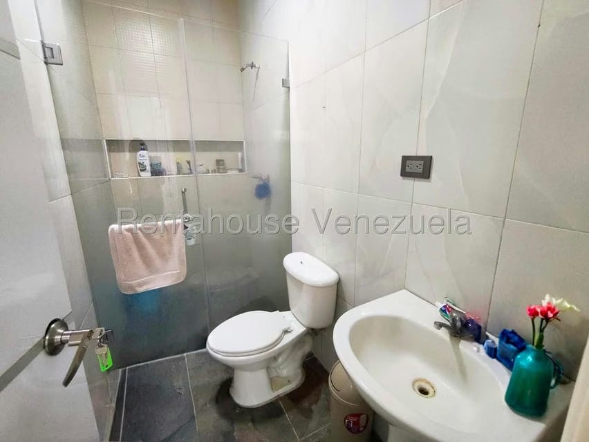 Casa (Duplex) en Venta en Casa Linda, Lara - 11