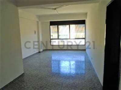 Excelente Edificio Comercial y de Oficinas - 5