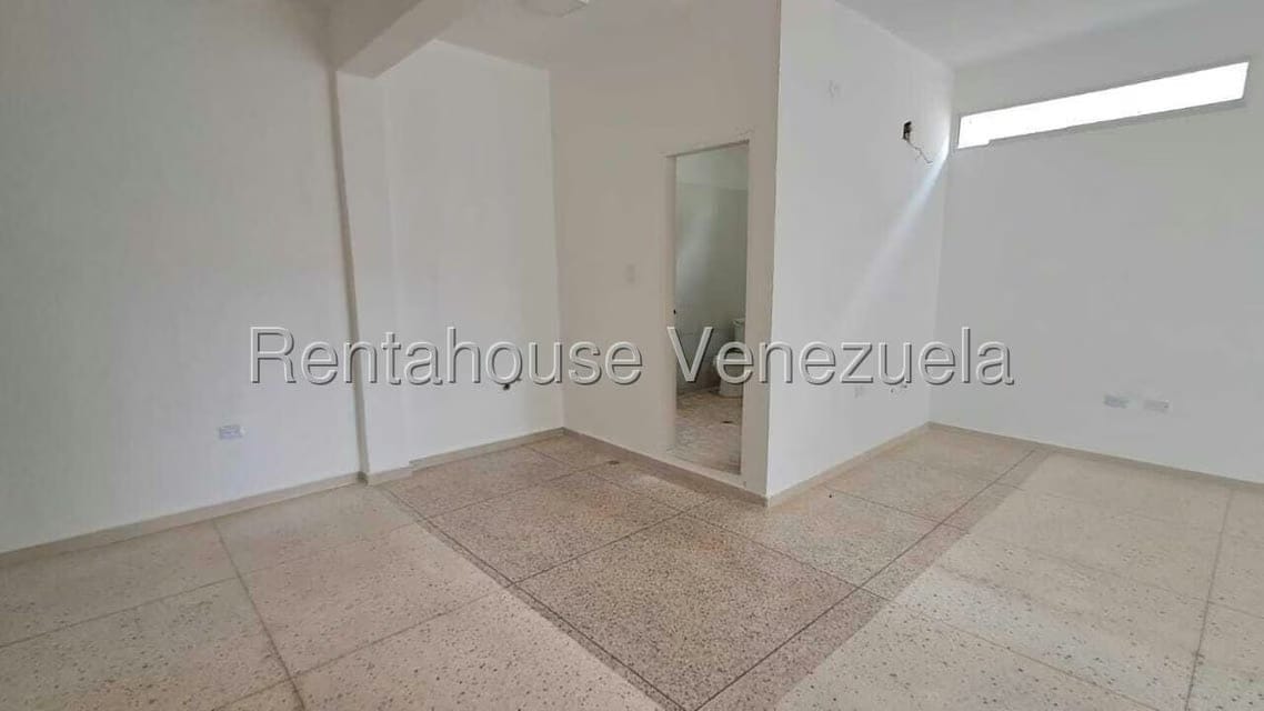 Comercial (Local Comercial) en Alquiler en Santa Cecilia, Carabobo - 13