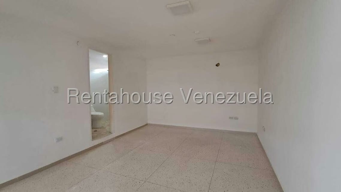 Comercial (Local Comercial) en Alquiler en Santa Cecilia, Carabobo - 33