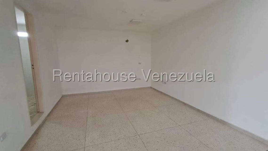 Comercial (Local Comercial) en Alquiler en Santa Cecilia, Carabobo - 34