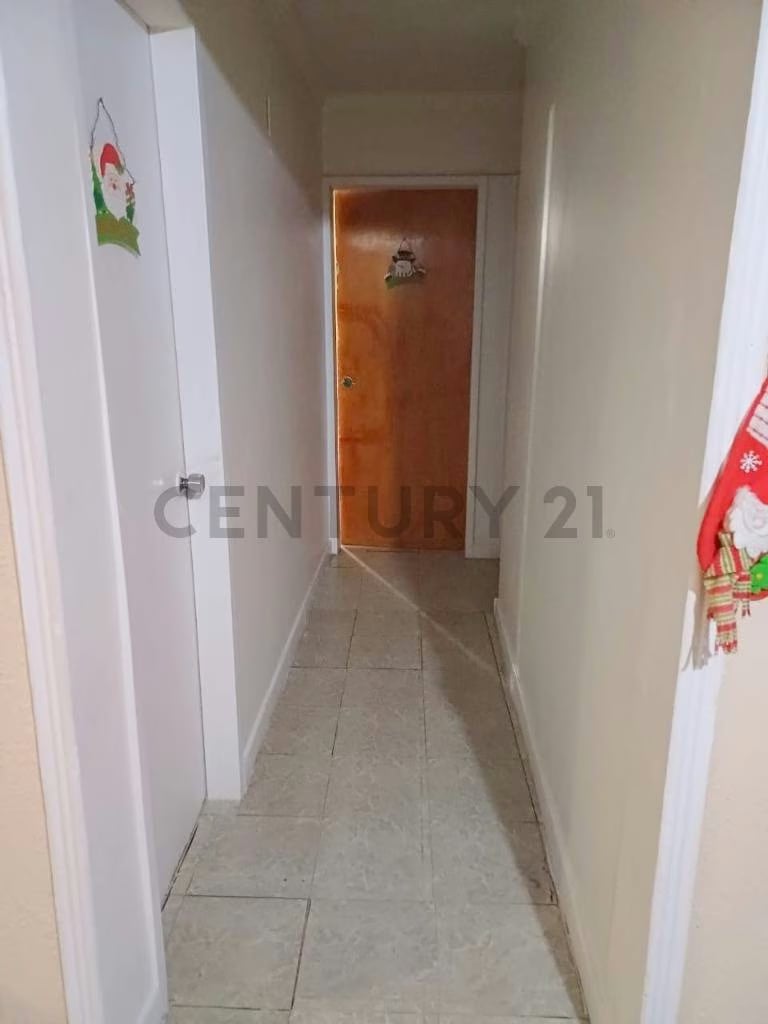 En venta Apartamento ubicado en piso 1 en la Urb PArque Valencia - 5