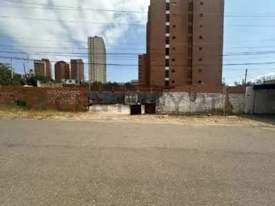 Terreno en venta en Avenida el Milagro - 3