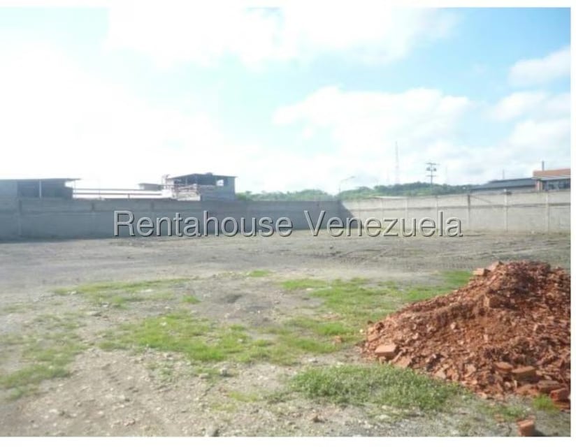 Terreno (Industrial) en Venta en La Raiza, Miranda - 7