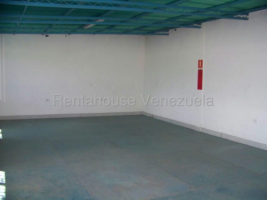 Comercial (Galpon - Deposito) en Alquiler en Las Barrancas, Miranda - 4