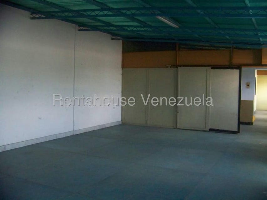 Comercial (Galpon - Deposito) en Alquiler en Las Barrancas, Miranda - 5