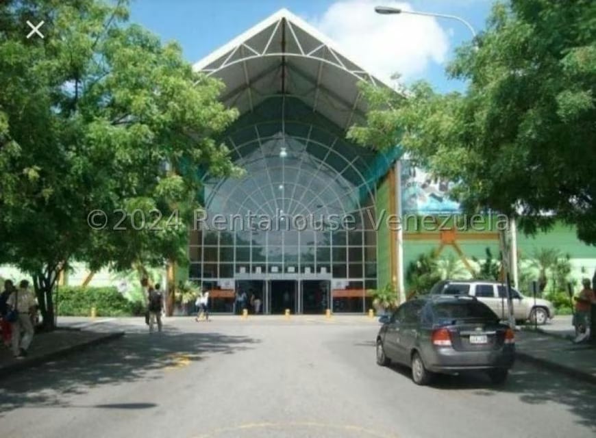 Comercial (Local Comercial) en Venta en La Esmeralda, Carabobo
